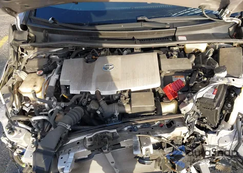 2019 Toyota Prius Prime Plus из США, поврежденный, VIN JTDKARFP1K3111043